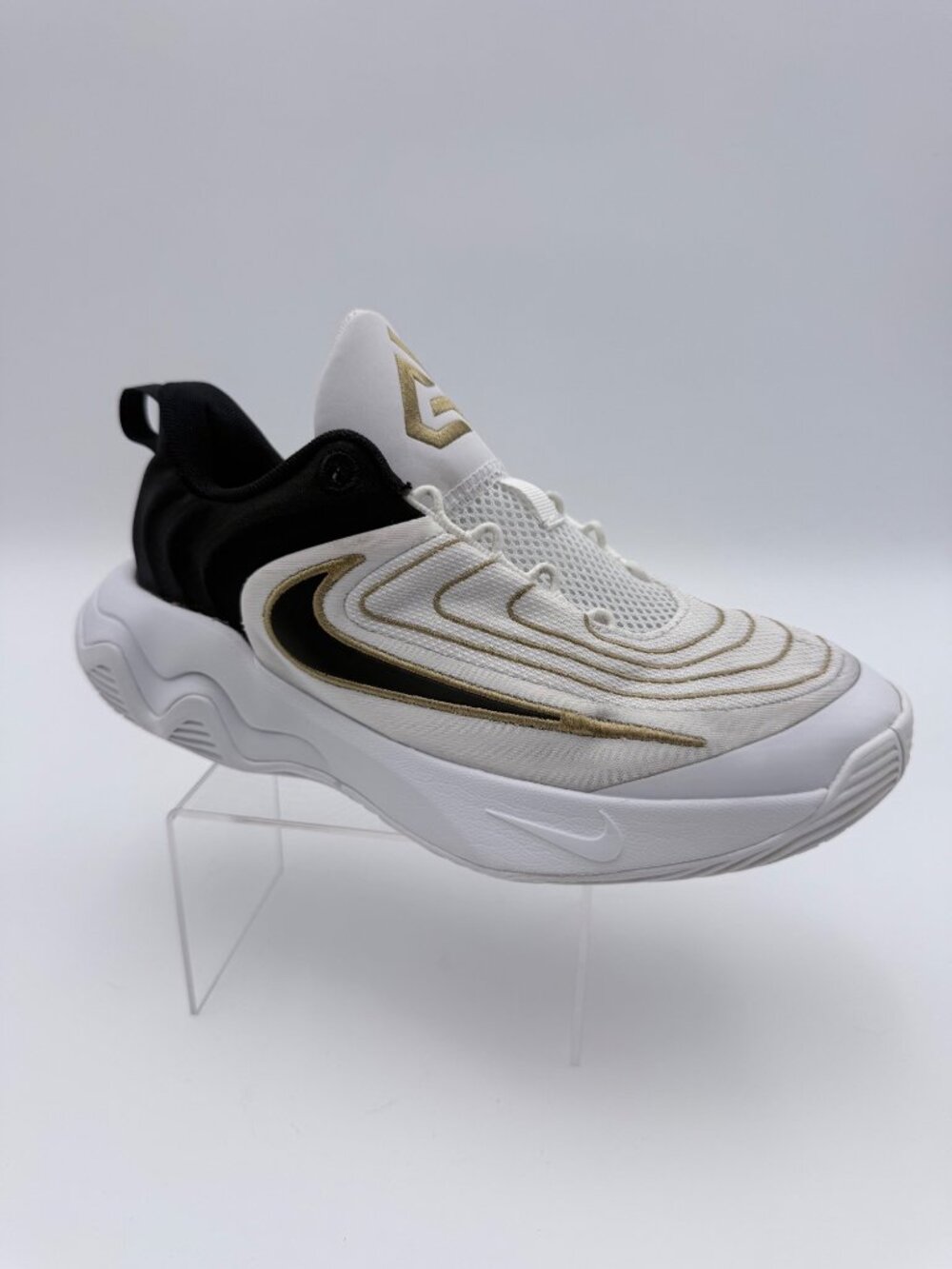 Nike Giannis Shoes Boys Size 4Y White Black Basketball FZ6734-100 Sneakers